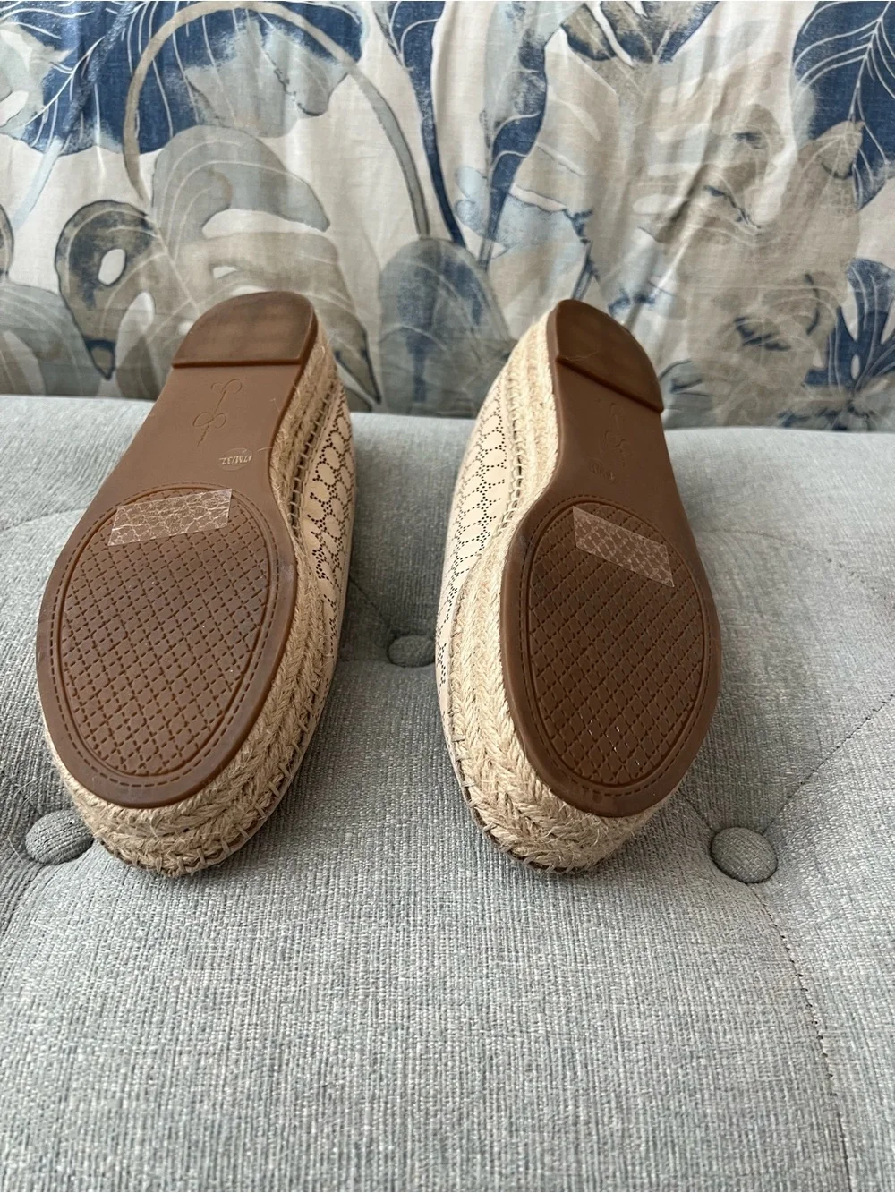 Jessica Simpson slip espadrille
